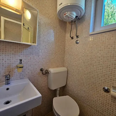 Mediteranea Direct At The Sea Villa *