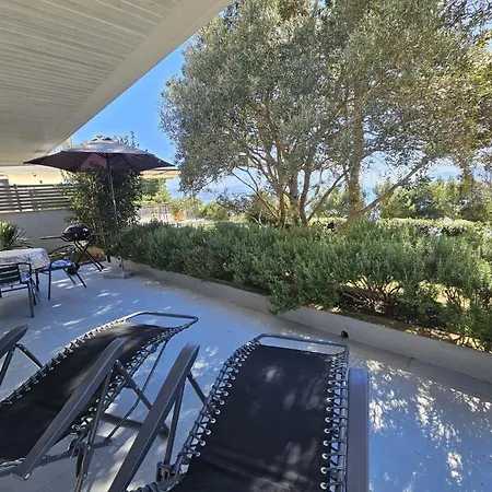 Villa Mediteranea Direct At The Sea